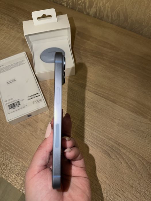 Iphone 14, в идеальном состоянии
