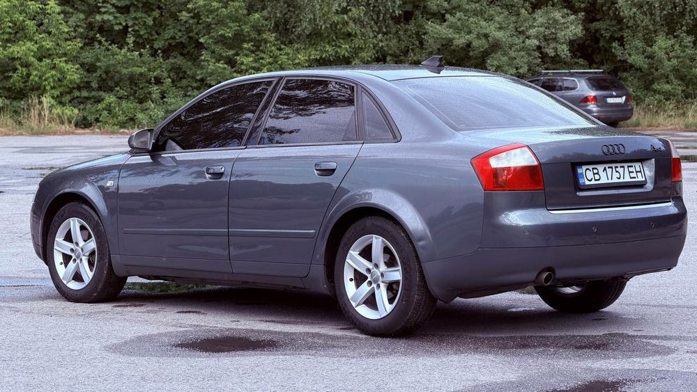 Продам обміняю  ауді а4б6 2.0 бензин автомат