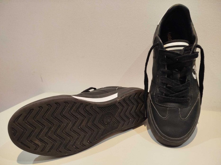 Sapatilhas FRED PERRY Tamanho 41