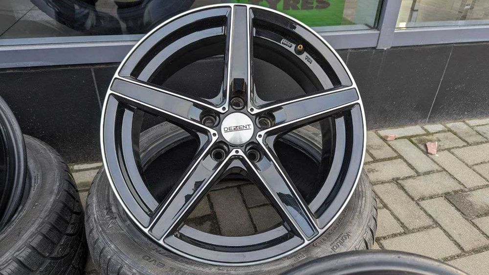 Диски Dezent 5/112 R17 7.5J ET35 dia70.1mm