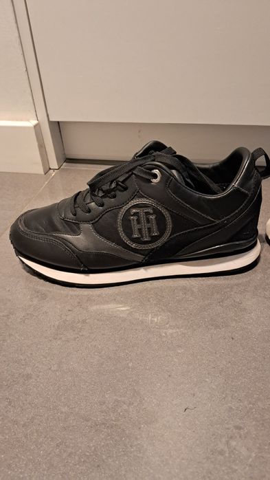 Buty sneakersy Tommy Hilfiger rozmiar 40