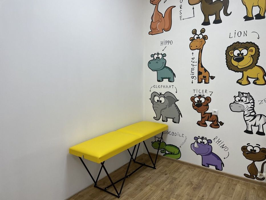 Кушетка АВТОМАТ. Для перманенту, косметології, масажу. В НАЯВНОСТІ.