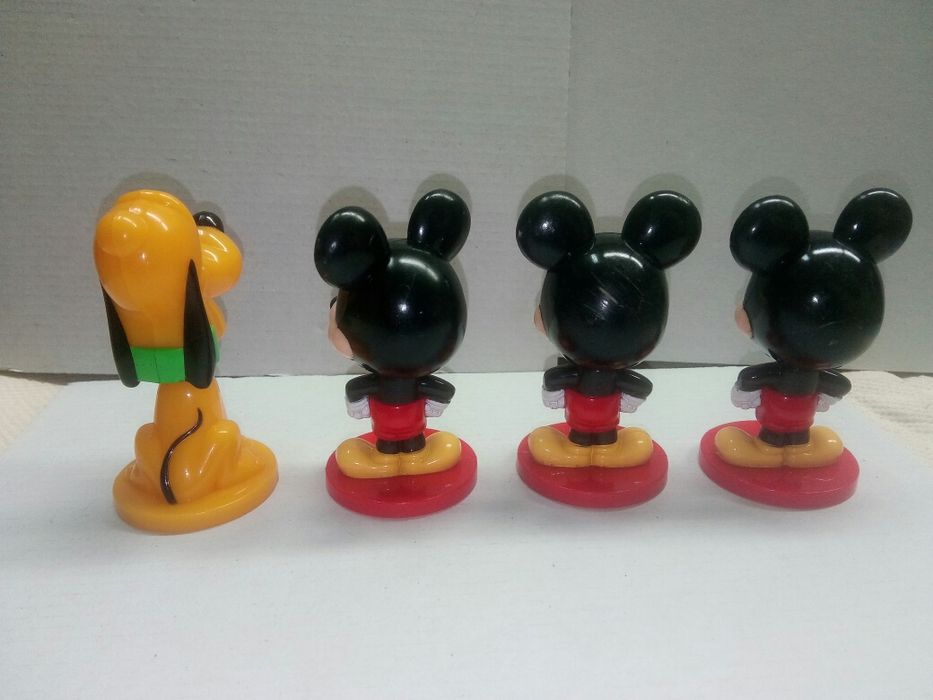 Bonecos Disney  da Kellogg's de cabeça"louca".
