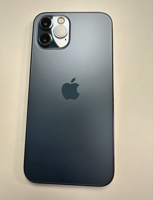 Iphone 12 pro impecavel