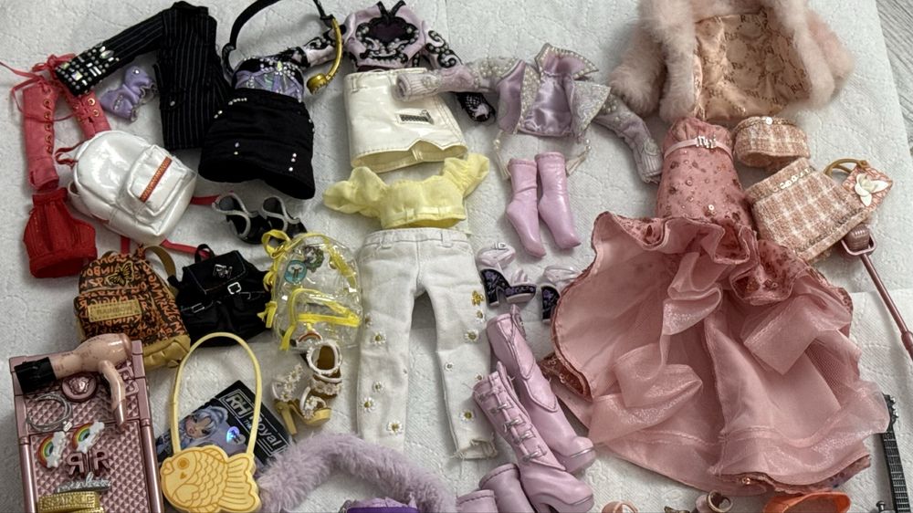 Аутфіт ляльки Rainbow, Lol