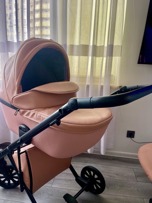 Коляска anex E type в хорошому стані рожевого кольору