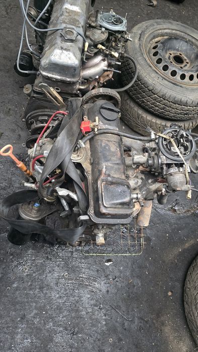 Двигун (мотор) Audi 80 , B2,  100C3,  1.8 бензин карбюратор.