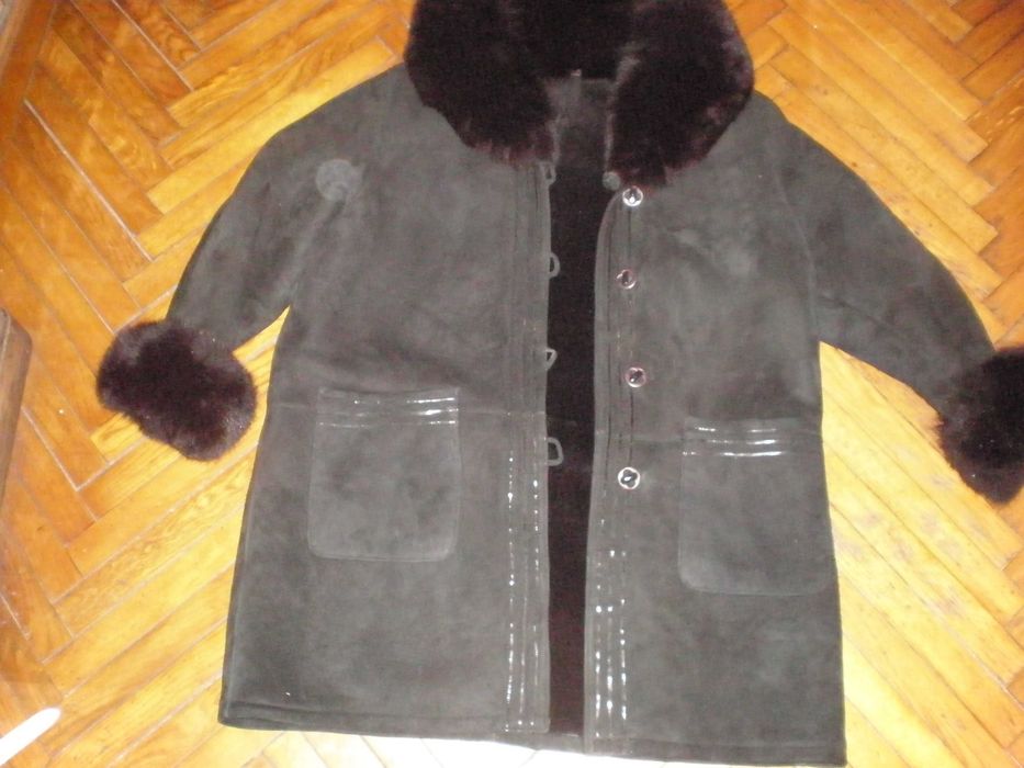 Дубленка , полушубок, натуральный мех. Пальто  букле.