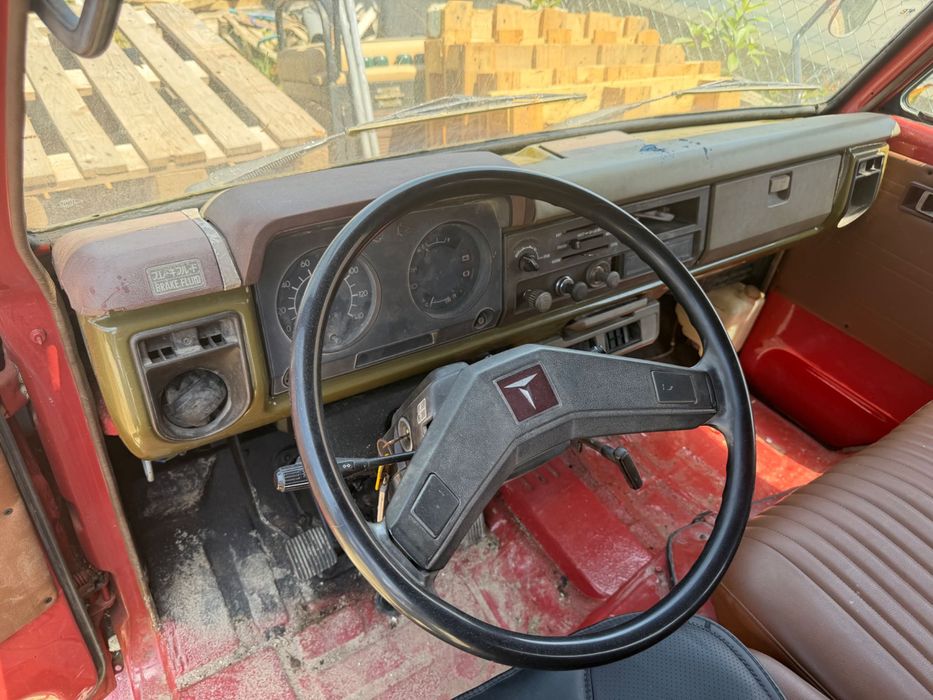 Vende se carrinha Toyota Dyna