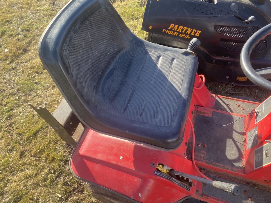 Traktorek kosiarka MTD dla majsterkowicza