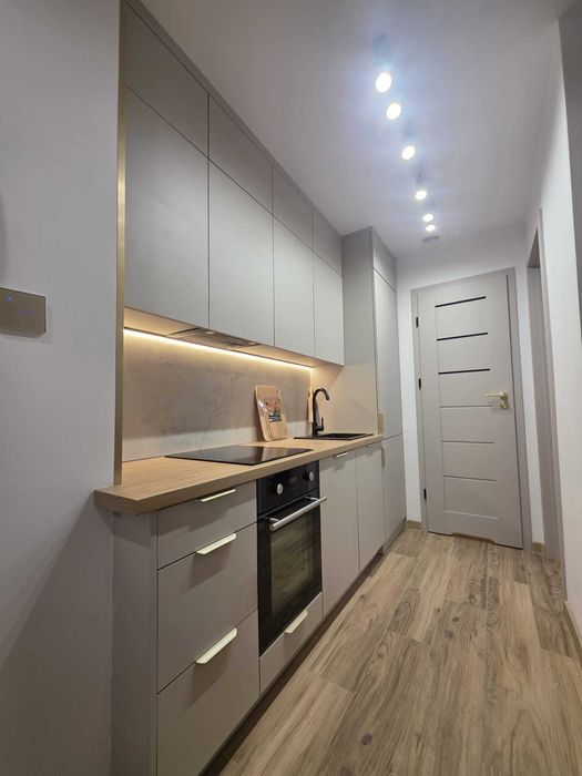 Designerskie meble do domu – salon, kuchnia, garderoba | Prosto od producenta | Nowoczesność, jakość i atrakcyjne ceny PRODUCENT MEBLI NA WYMIAR