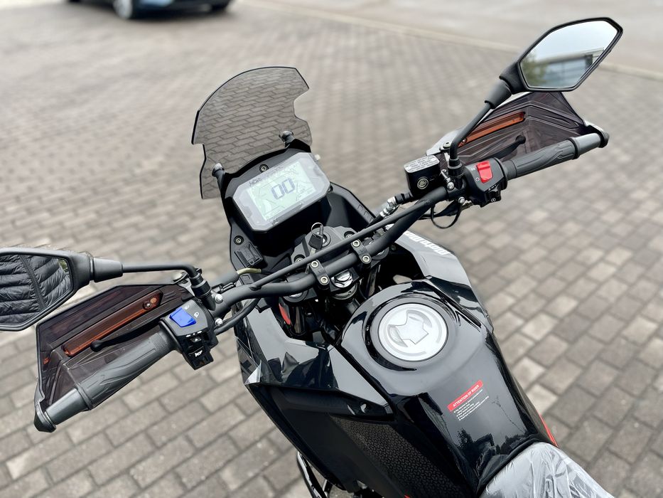 Мотоцикл LONCIN LX250-GY-5