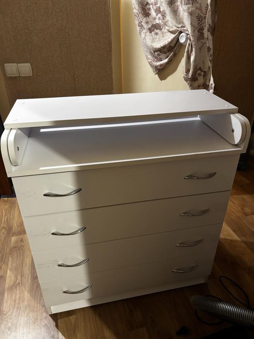 Пеленальний комод