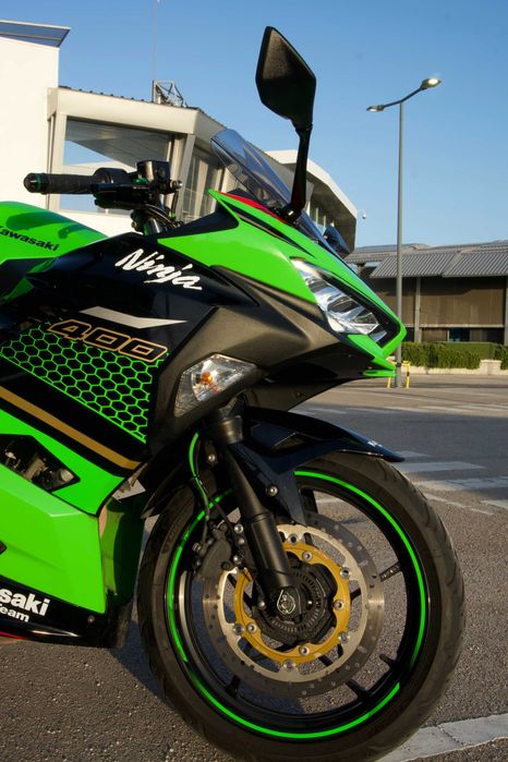 Kawasaki Ninja 400 (2020) + Escape Akrapovic | Primeiro Dono