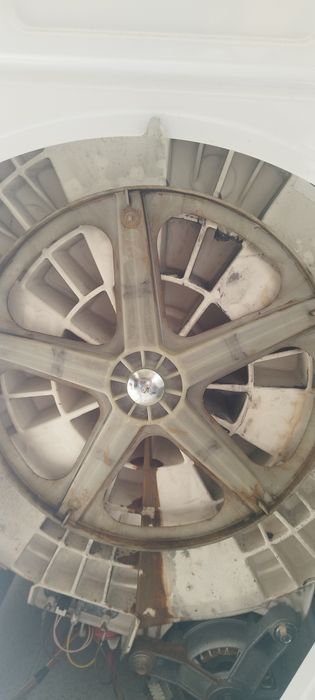 Máquina Lavar Roupa Ariston Hotpoint - para Peças - Mod. FMG 823B EU.M