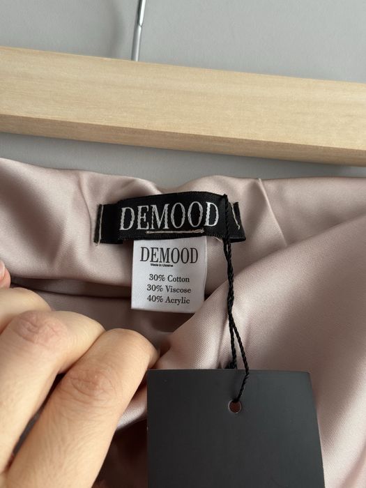 Шовкова спілниця Demood