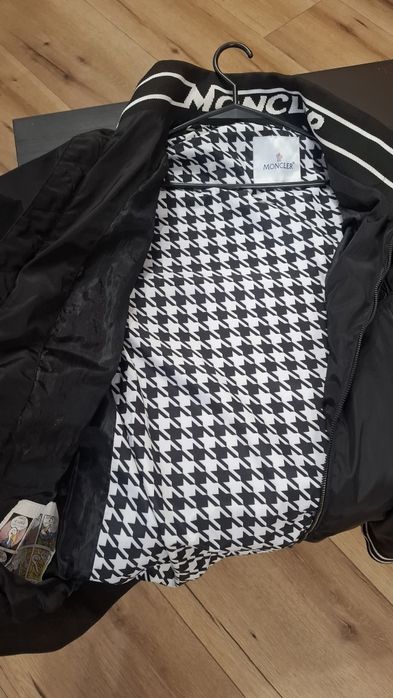 Kurtka wiosenna Moncler