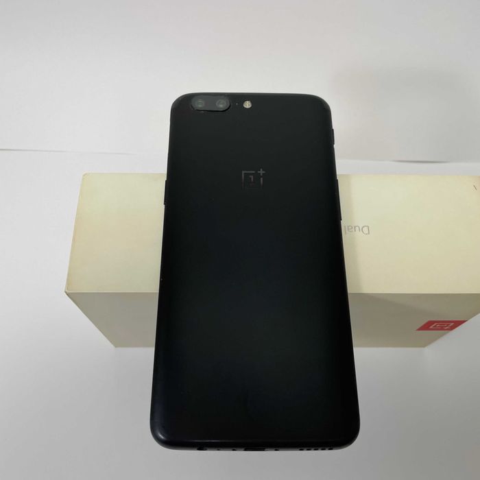 OnePlus 5 128gb Acessorios e Caixa Originais