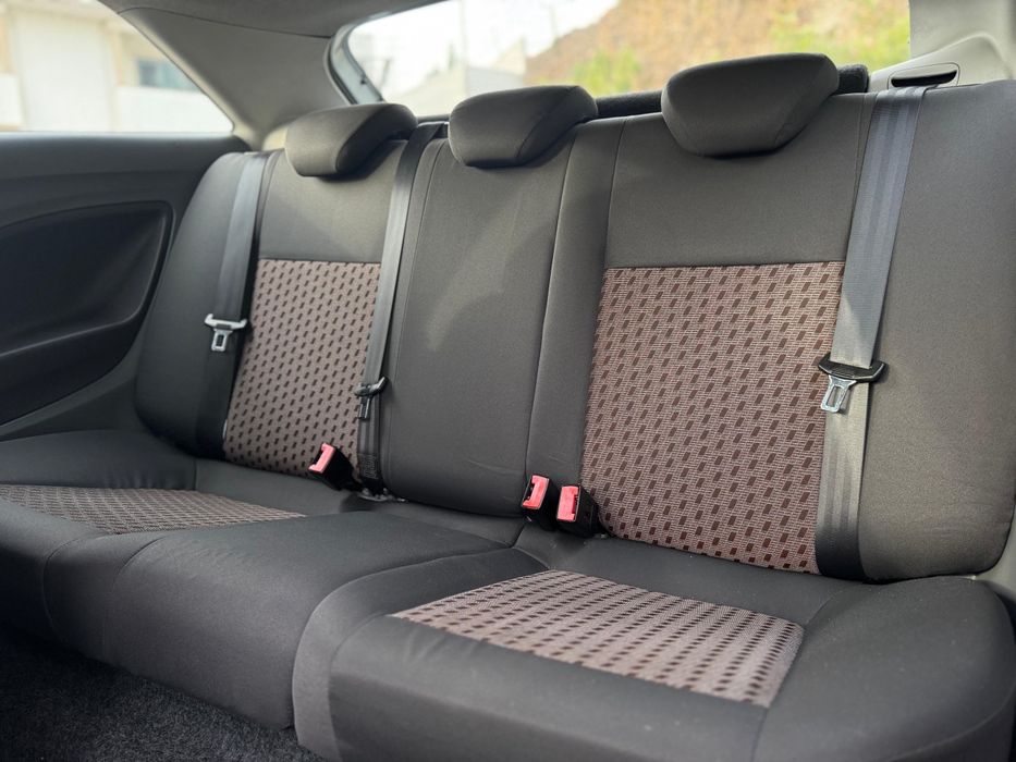 Seat ibiza 1.4tdi 5 lugares