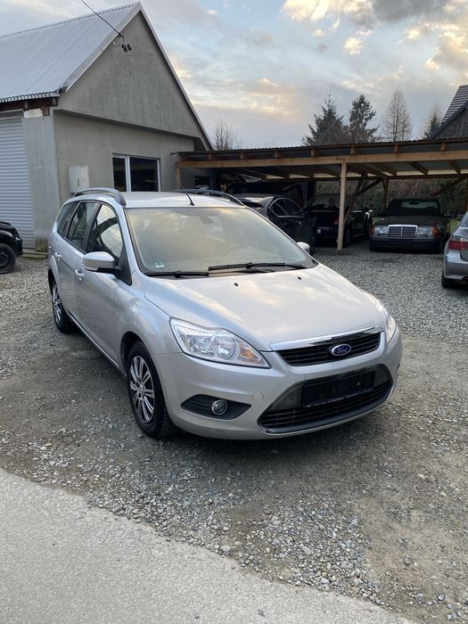Ford Focus Lift 1.8 benzyna klima bardzo zadbany
