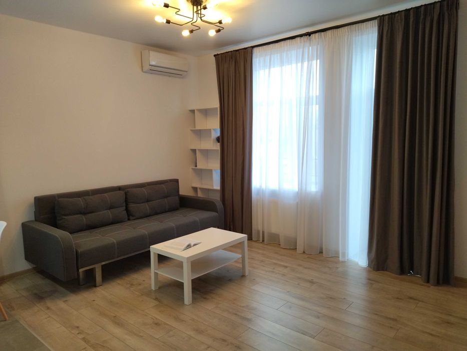 Апартаменти подобово готель Bis House (лівий берег)