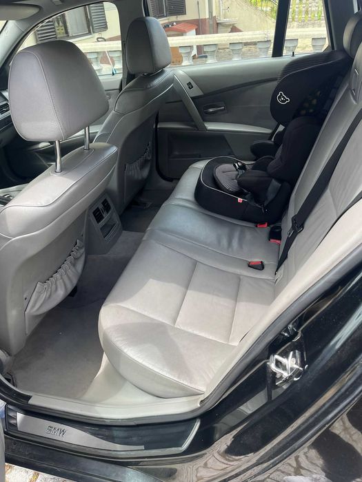 BMW E61 525d 177cv aceito trocas ou retomas