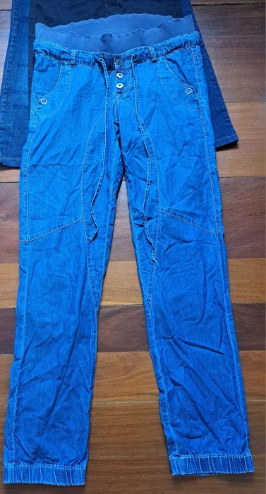 Calças e jardineiras para grávida/ gravidez