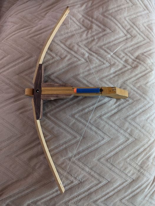 Арбалет з дерева іграшковий