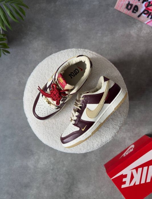 Nike Dunk Low LX White Maroon жіночі кросівки найк данк бордові