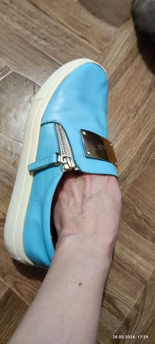 Куртка.Кожаные слипони, мокасіни, кросівки бирюзовые