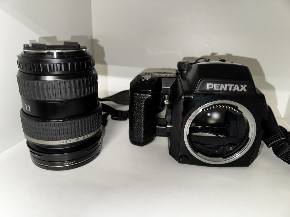 Pentax 645N Medium Format Film Camera + Pentax Lens