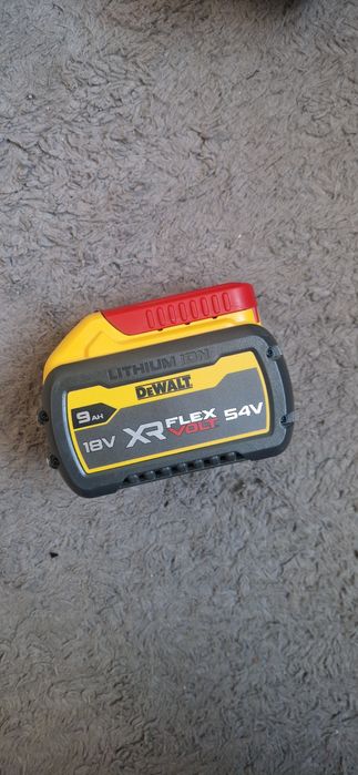 Bateria DeWalt 9AH 18V/54V flexvolt DCB547