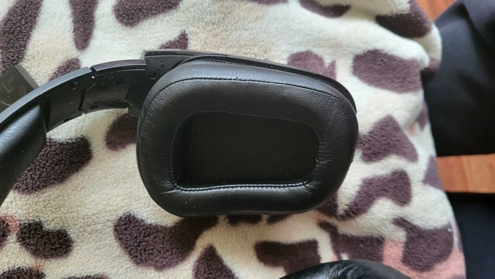Słuchawki Logitech G935