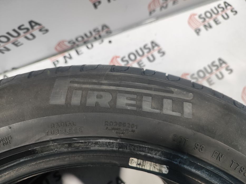 2 pneus semi novos 225-55R17 Pirelli - Oferta dos Portes