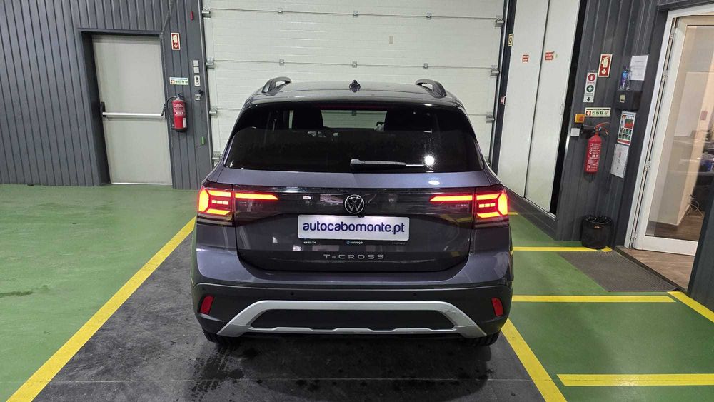 Volkswagen T-Cross 1.0 TSI  - Salvado
