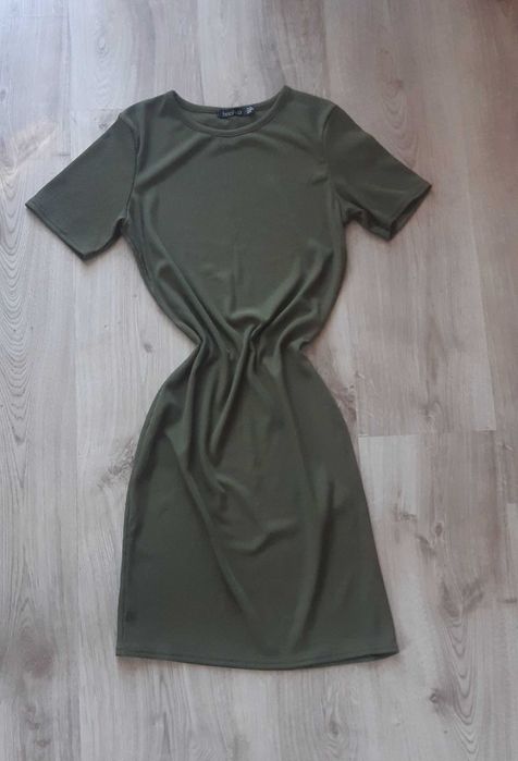 Wygodna obcisła sukienka
