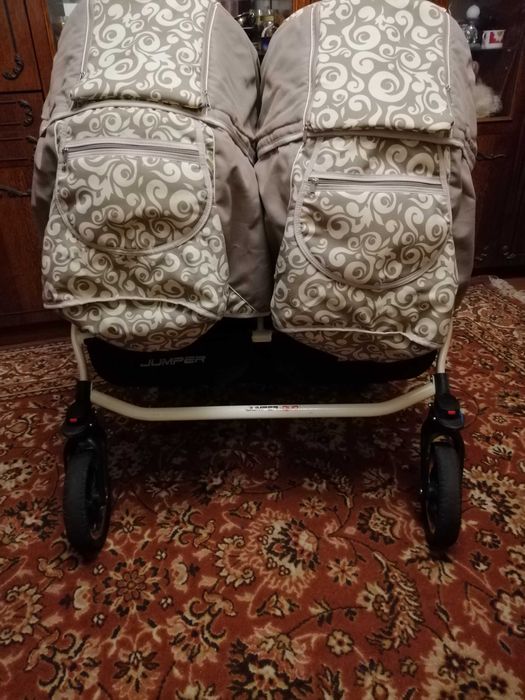 Коляска для двійні Tako