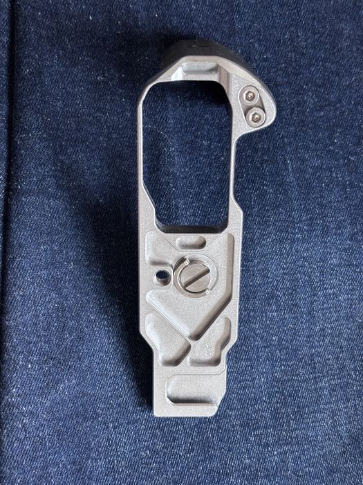 Grip L bracket Smallrig para Nikon Zfc