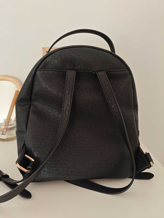 Mochila LIUJO preta