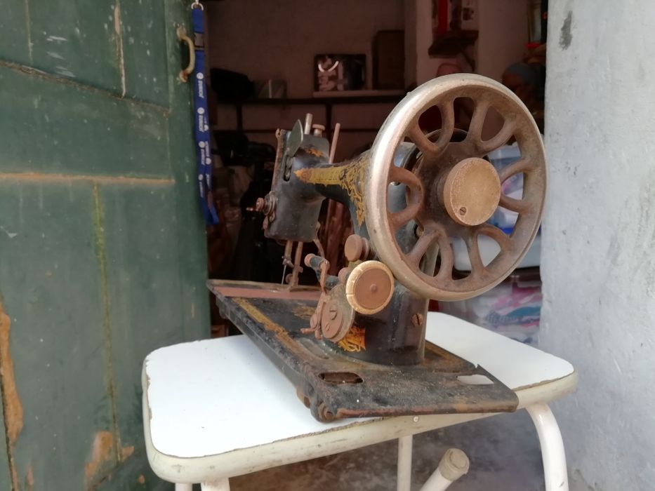 2 cabeças de maquina de costura SINGER
