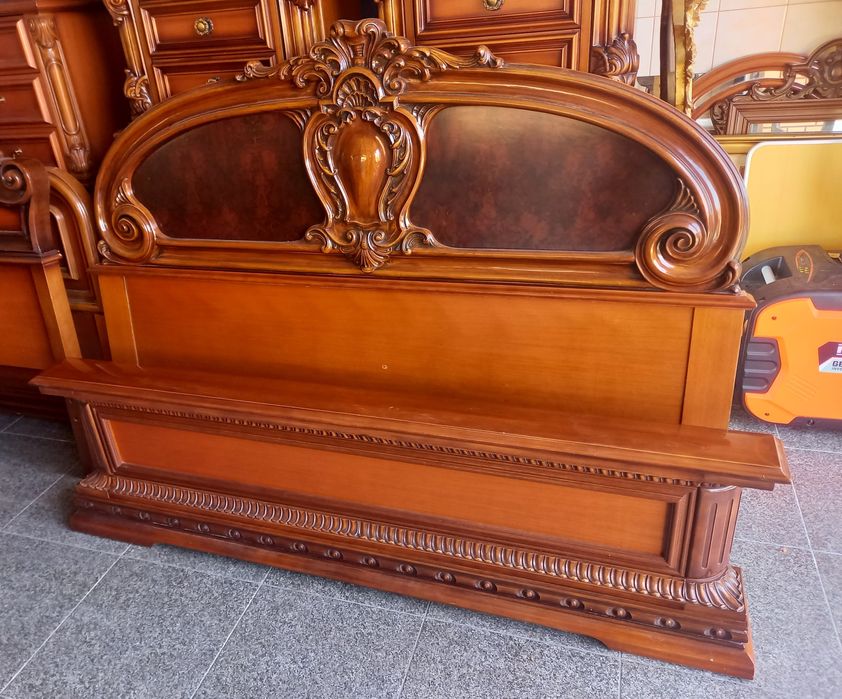 Ліжка двохспальні 2.00×1.60. Італія.