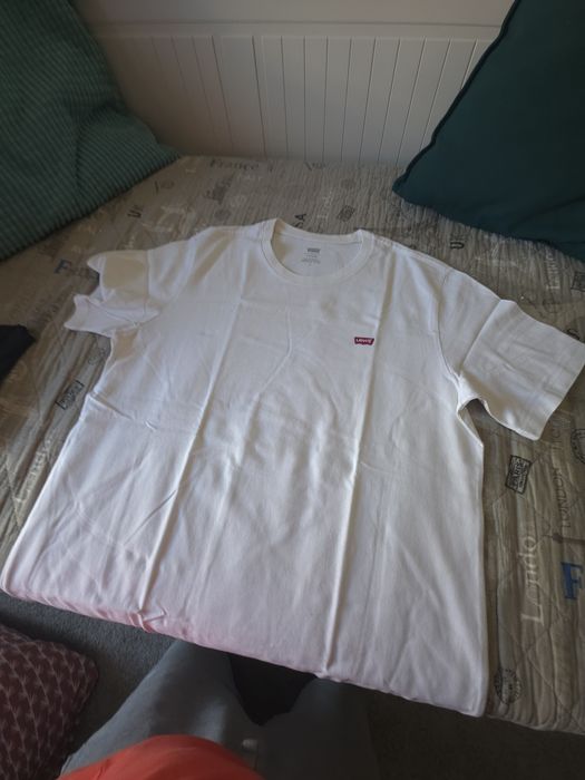 8 tshirts levi's housemark como novas