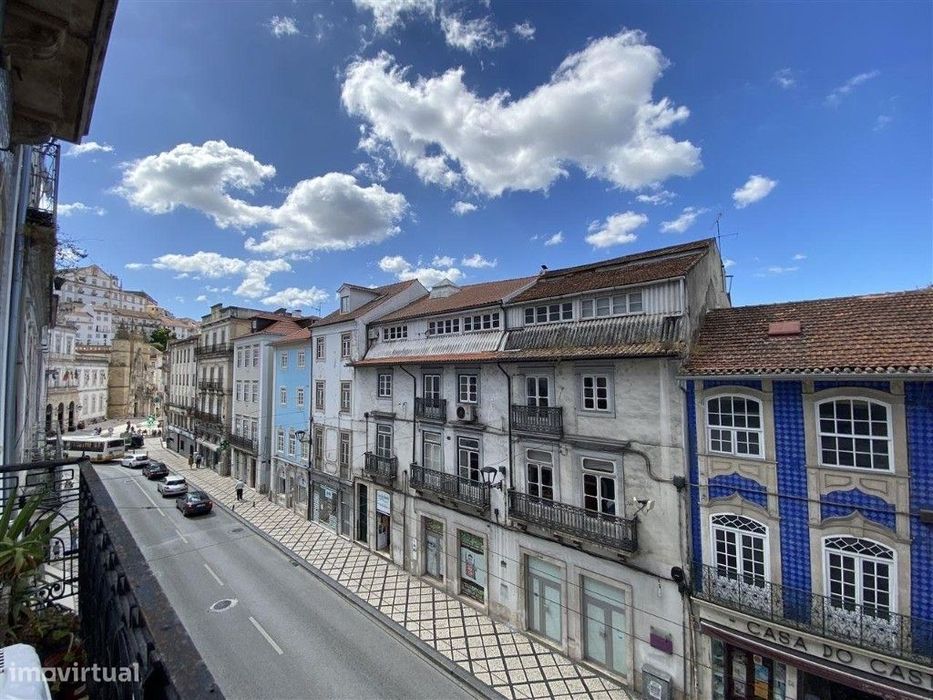 Apartamento, 5 quartos, Coimbra, Baixa — Coimbra (Sé Nova, Santa Cruz, Almedina E São Bartolomeu), Coimbra