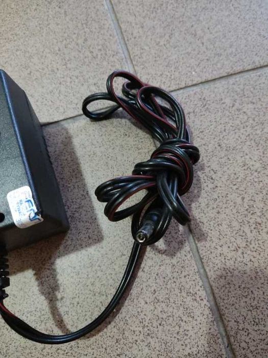 Zasilacz stabilizowany 5V 1.8A wtyk 5.5 x 2.2 mm do routera głośnika IP