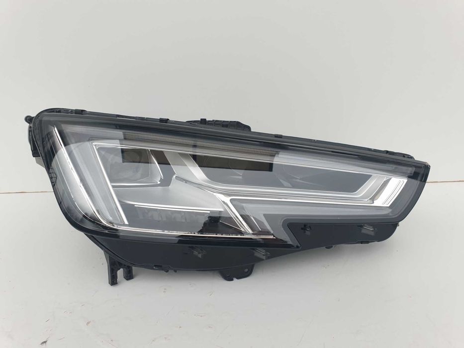 Audi A4 B9 Full Led prawy lampa prawa EUROPA