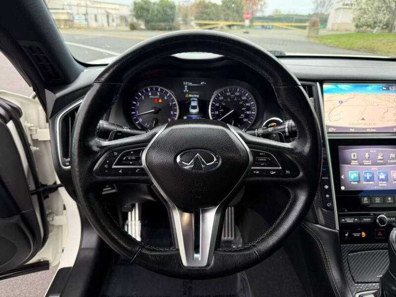 2017 Infiniti Q60 3.0T Sport