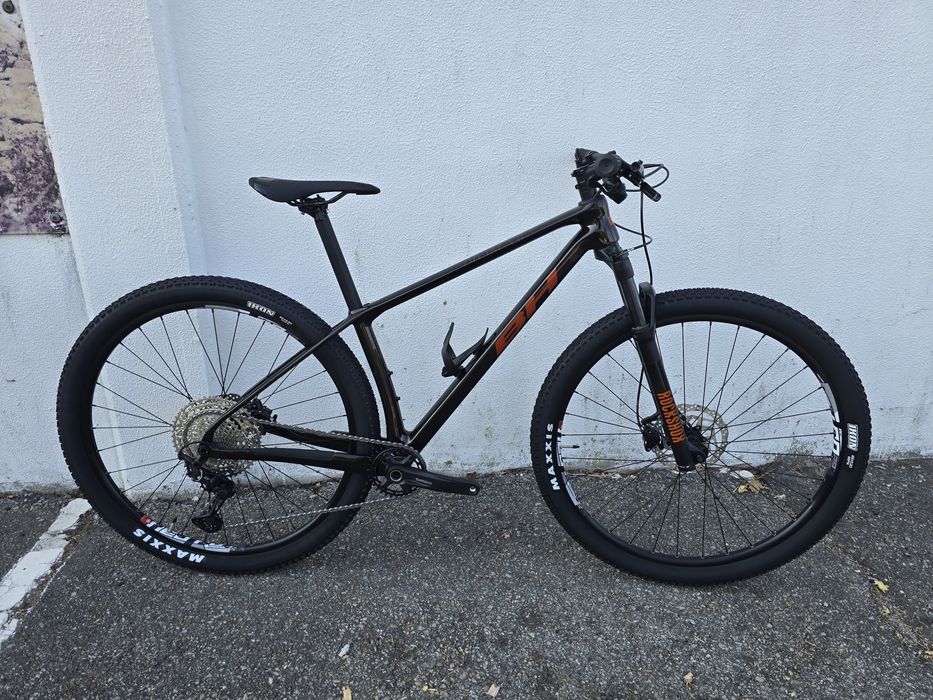 Bh ultimate carbono 29 nova