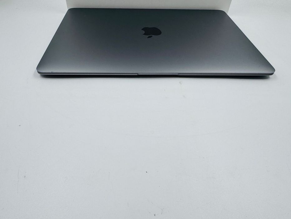 1 цикл Apple Macbook Air 13 2020 M1 8GB RAM 128GB SSD IL6402