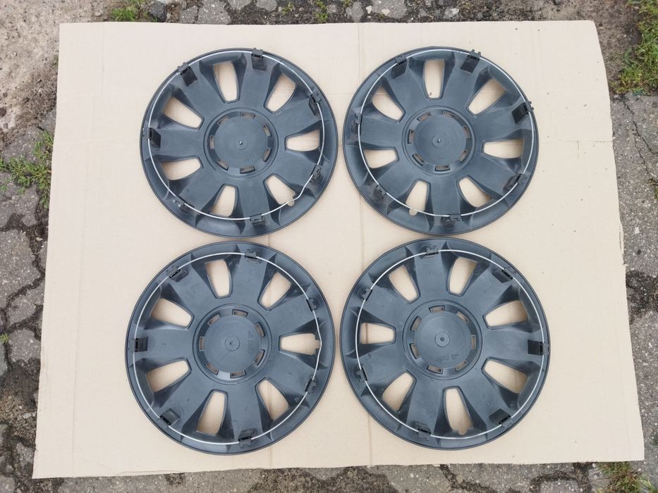 Продам колпаки R13 как новые