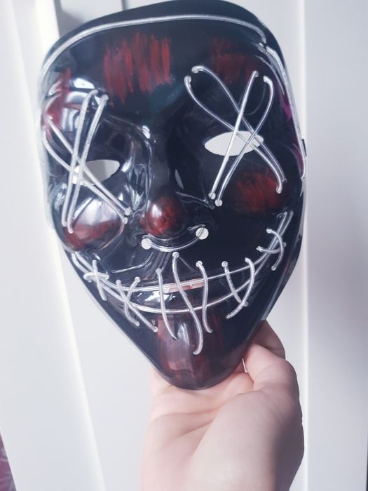 Maska na twarz Halloween marki Pepco .